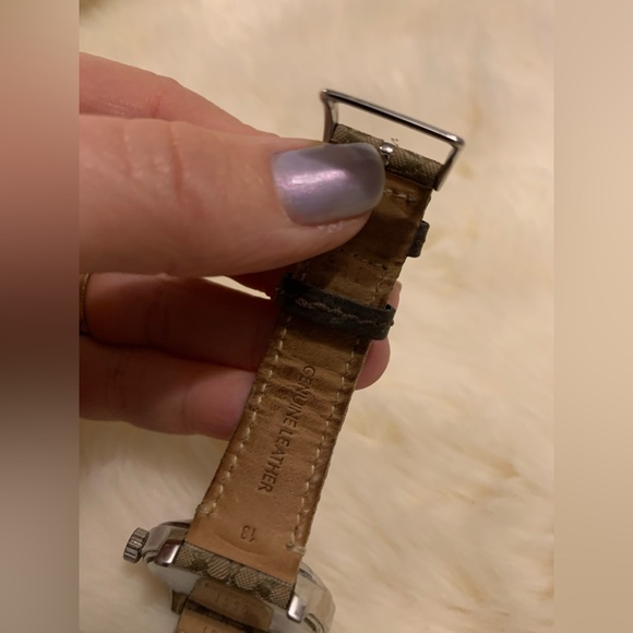 Authentic COACH Brown Khaki WATCH Silver Dial Signature C - Picture 10 of 16